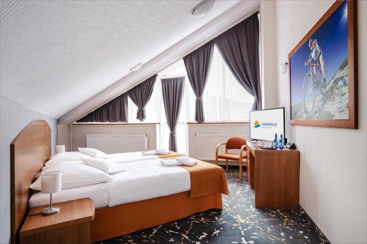 Interferie Aquapark Sport Hotel Malachit Swieradow-Zdroj Bagian luar foto